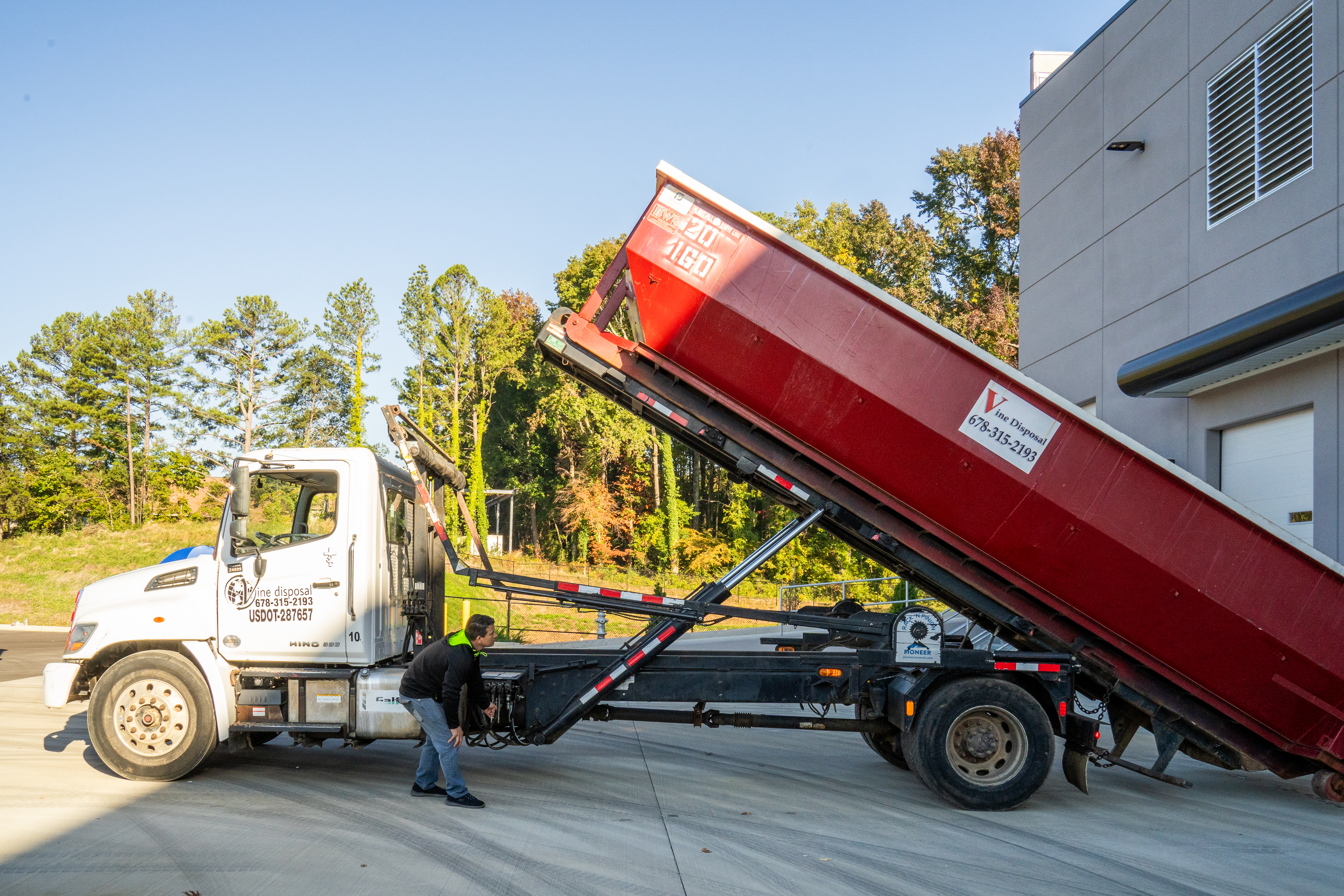 College Apartment Cleanouts Made Easy with Dumpster Rentals